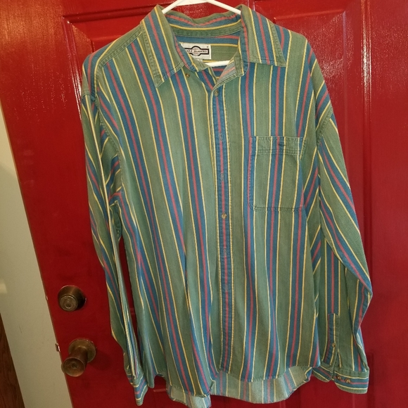 Shirt - Picture 1 of 3